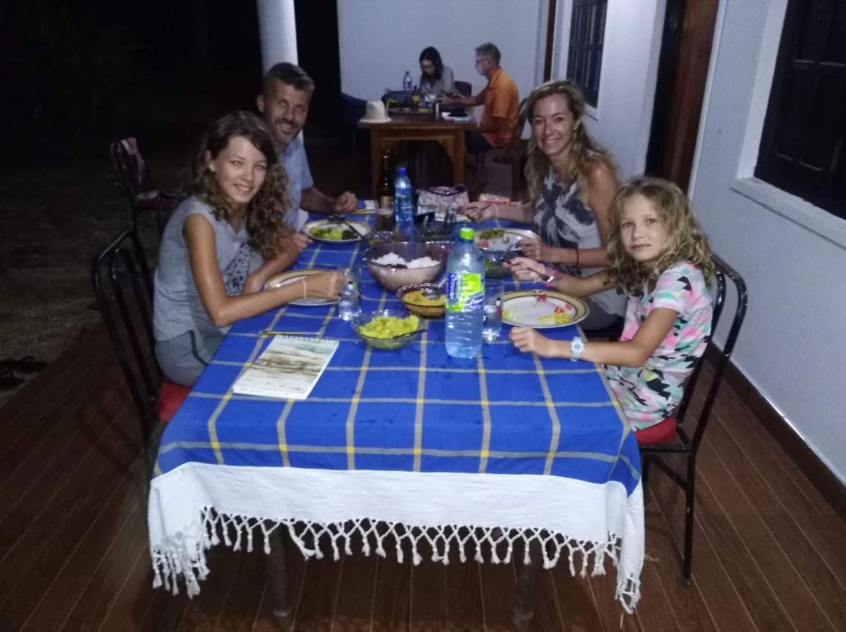 Deer Garden Guest Hotel Polonnaruwa Bagian luar foto
