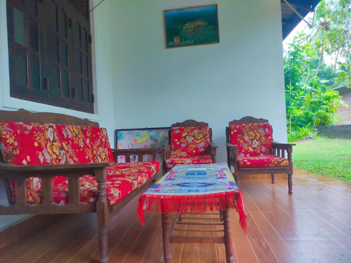 Deer Garden Guest Hotel Polonnaruwa Bagian luar foto