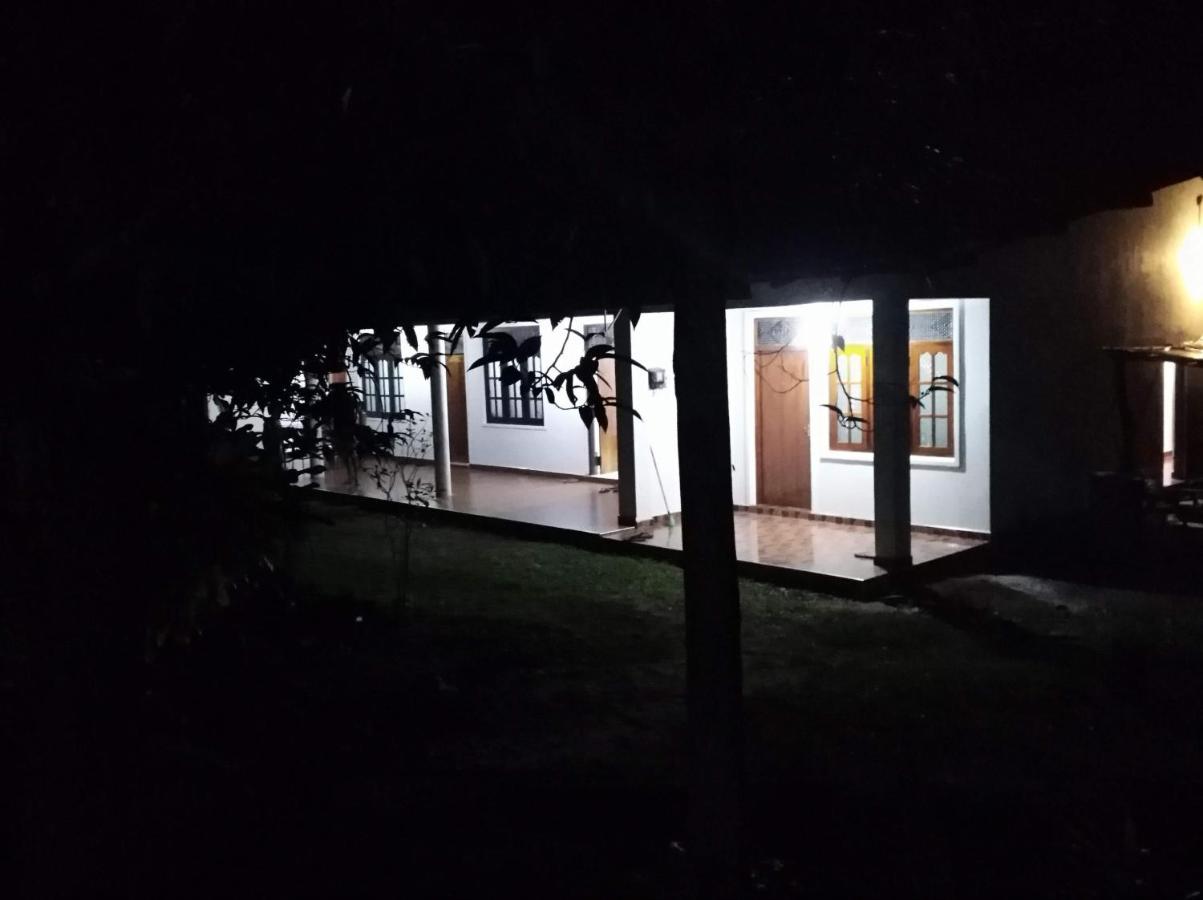 Deer Garden Guest Hotel Polonnaruwa Bagian luar foto